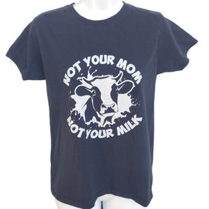 Women Small 100℅ Cotton Black Shirt Animal Rights Dairy Cow Mom